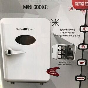 NEW Polar Bear Mini Refrigerator Cooler Retro Look Edition